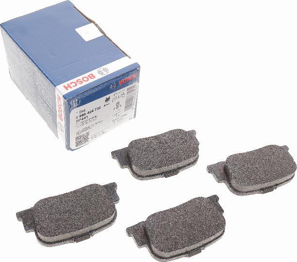 BOSCH 0 986 424 730 - Kit de plaquettes de frein, frein à disque cwaw.fr