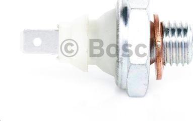 BOSCH 0 986 344 040 - Capteur, pression d'huile cwaw.fr