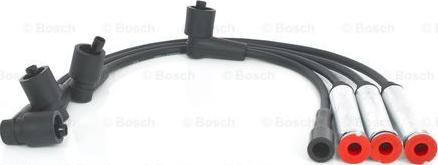 BOSCH 0 986 357 063 - Kit de câbles d'allumage cwaw.fr