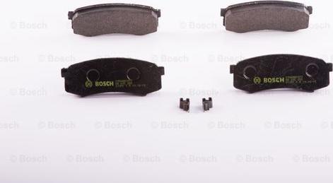 BOSCH 0 986 BB0 973 - Kit de plaquettes de frein, frein à disque cwaw.fr