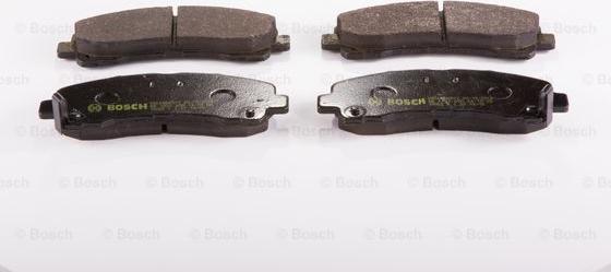 BOSCH 0 986 BB0 977 - Kit de plaquettes de frein, frein à disque cwaw.fr