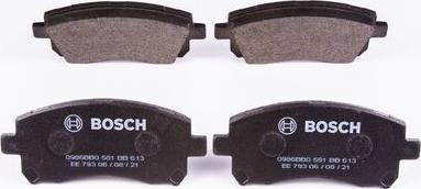 BOSCH 0 986 BB0 581 - Kit de plaquettes de frein, frein à disque cwaw.fr