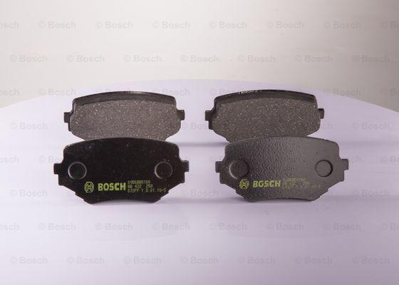 BOSCH 0 986 BB0 160 - Kit de plaquettes de frein, frein à disque cwaw.fr