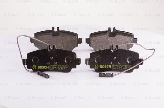 BOSCH 0 986 BB0 117 - Kit de plaquettes de frein, frein à disque cwaw.fr