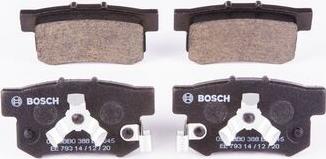 BOSCH 0 986 BB0 388 - Kit de plaquettes de frein, frein à disque cwaw.fr