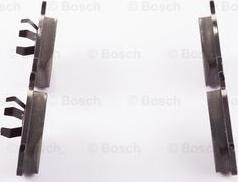 BOSCH 0 986 BB0 268 - Kit de plaquettes de frein, frein à disque cwaw.fr