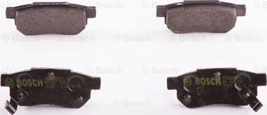 BOSCH 0 986 BB0 211 - Kit de plaquettes de frein, frein à disque cwaw.fr