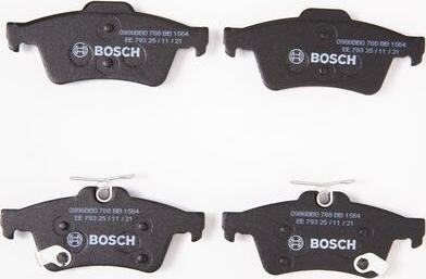 BOSCH 0 986 BB0 768 - Kit de plaquettes de frein, frein à disque cwaw.fr