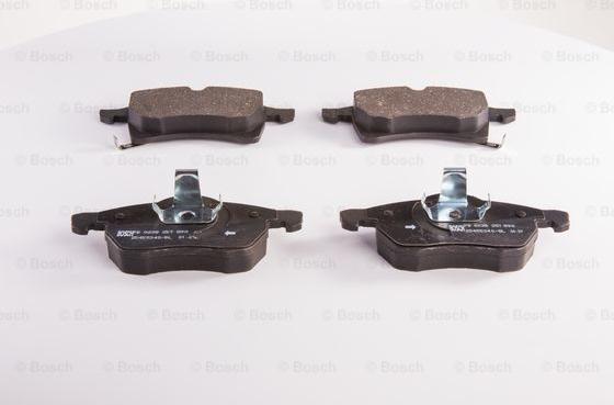 BOSCH 0 986 BB0 716 - Kit de plaquettes de frein, frein à disque cwaw.fr