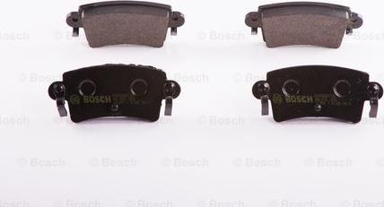 BOSCH 0 986 BB0 726 - Kit de plaquettes de frein, frein à disque cwaw.fr