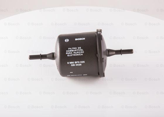 BOSCH 0 986 BF0 026 - Filtre à carburant cwaw.fr