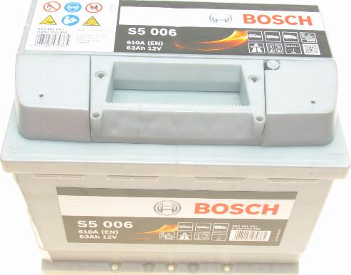 BOSCH 0092S50060 - Batterie de démarrage cwaw.fr