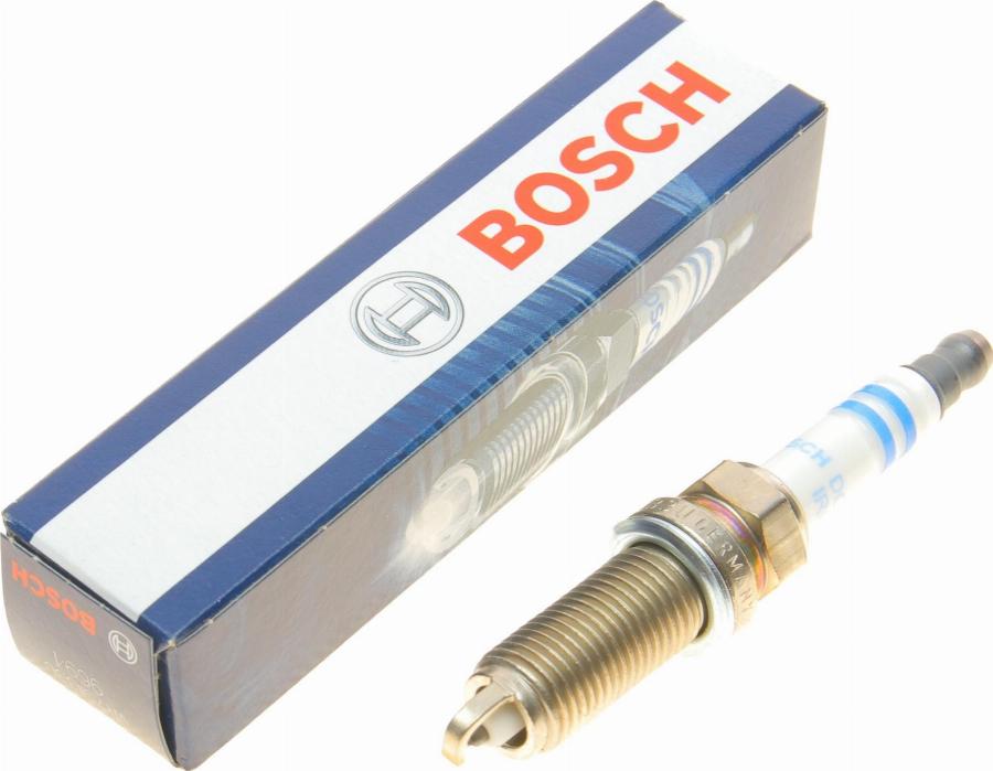 BOSCH 0 242 135 553 - Bougie d'allumage cwaw.fr