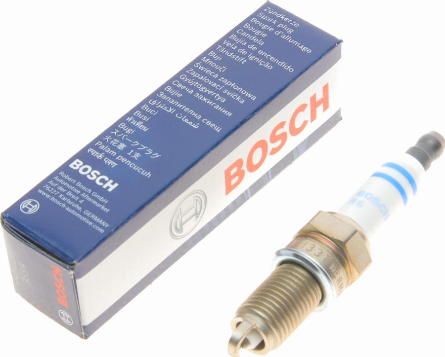 BOSCH 0 242 135 563 - Bougie d'allumage cwaw.fr