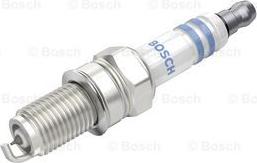 BOSCH 0 242 135 525 - Bougie d'allumage cwaw.fr