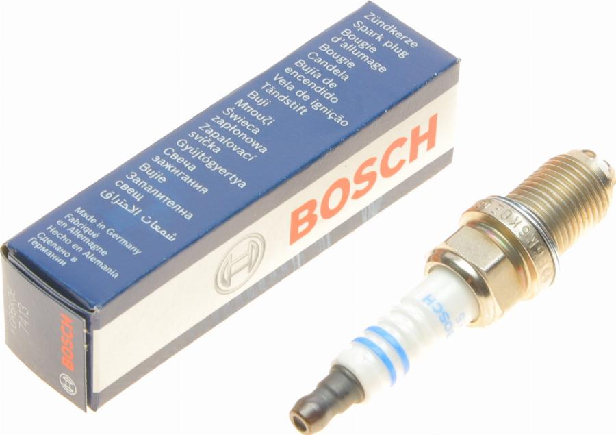 BOSCH 0 242 240 587 - Bougie d'allumage cwaw.fr