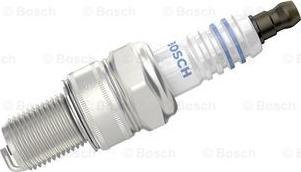 BOSCH 0 242 260 001 - Bougie d'allumage cwaw.fr