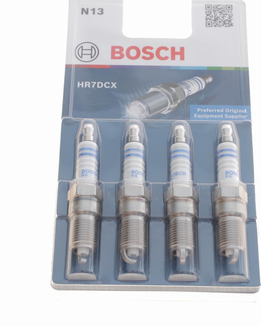 BOSCH 0 242 235 951 - Bougie d'allumage cwaw.fr