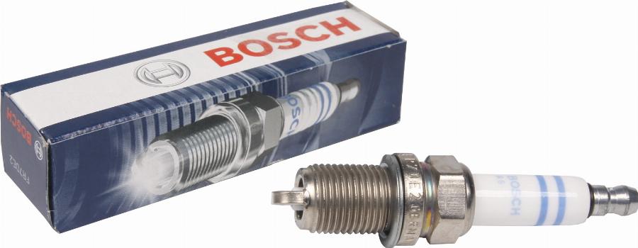 BOSCH 0 242 235 797 - Bougie d'allumage cwaw.fr