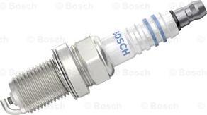 BOSCH 0 242 225 549 - Bougie d'allumage cwaw.fr