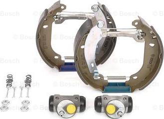 BOSCH 0 204 114 012 - Jeu de mâchoires de frein cwaw.fr