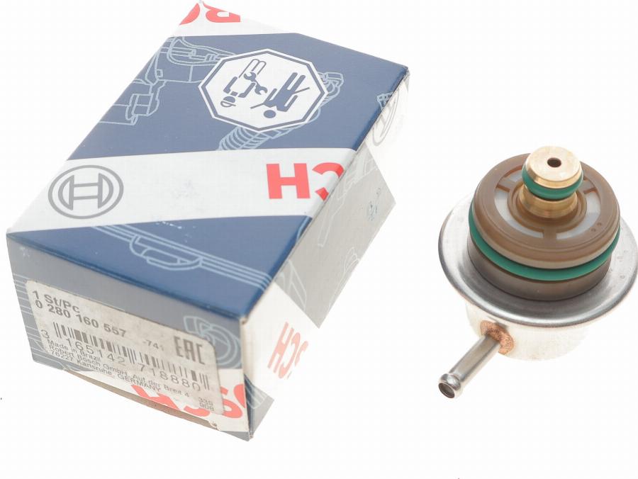 BOSCH 0 280 160 557 - Régulateur de pression du carburant cwaw.fr