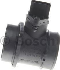 BOSCH 0 280 218 023 - Débitmètre de masse d'air cwaw.fr