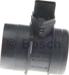 BOSCH 0 280 218 071 - Débitmètre de masse d'air cwaw.fr