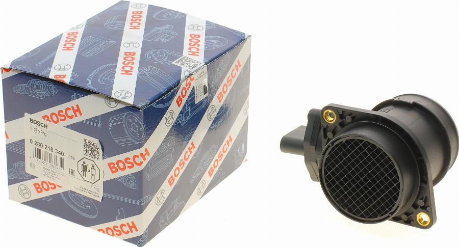 BOSCH 0 280 218 340 - Débitmètre de masse d'air cwaw.fr