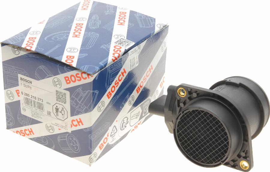 BOSCH 0 280 218 373 - Débitmètre de masse d'air cwaw.fr