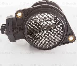 BOSCH 0 281 002 144 - Débitmètre de masse d'air cwaw.fr