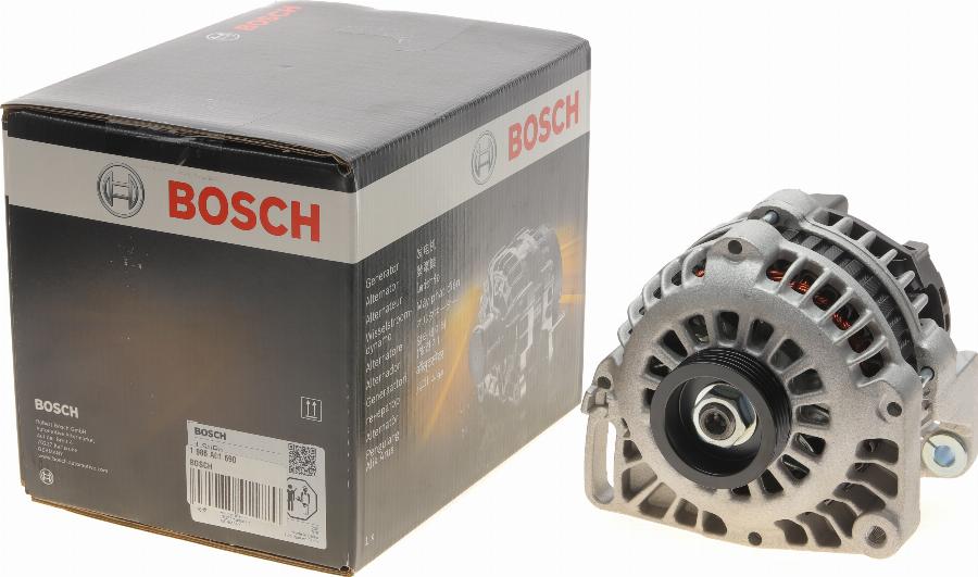 BOSCH 1 986 A01 690 - Alternateur cwaw.fr