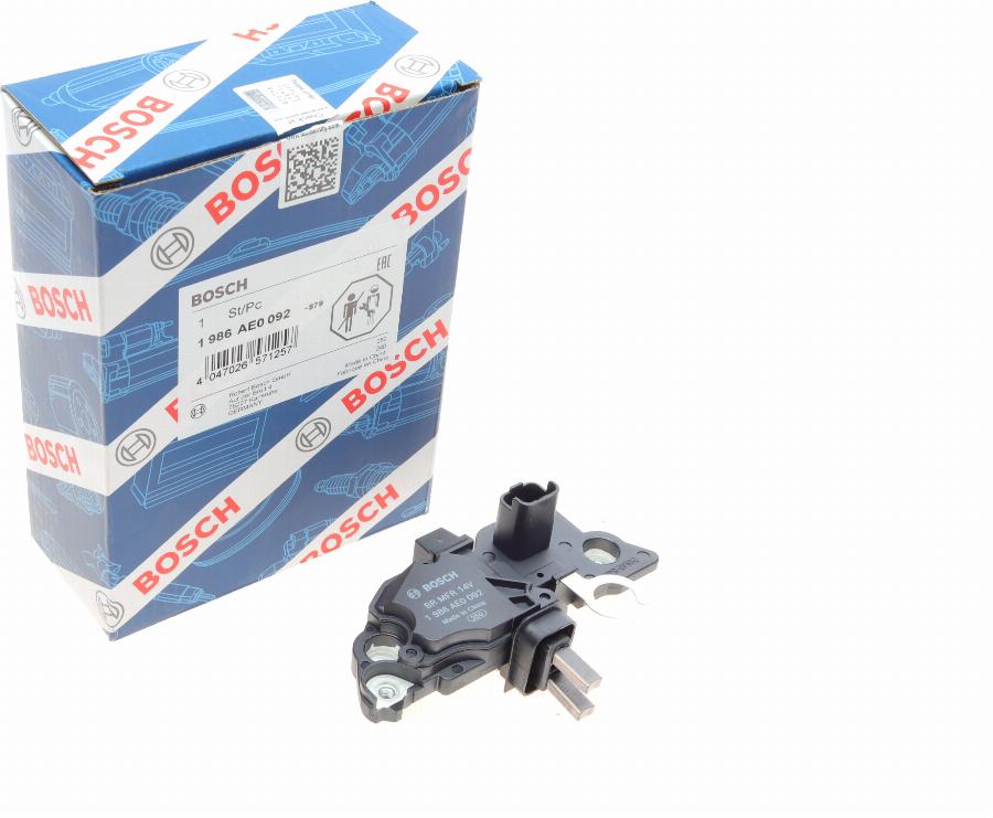 BOSCH 1 986 AE0 092 - Régulateur d'alternateur cwaw.fr