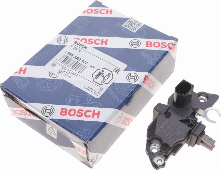 BOSCH 1 986 AE0 133 - Régulateur d'alternateur cwaw.fr