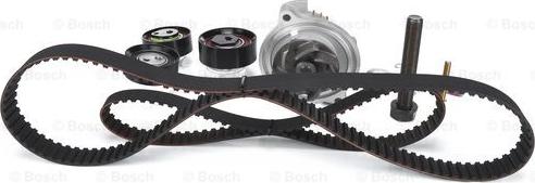 BOSCH 1 987 948 873 - Pompe à eau + kit de courroie de distribution cwaw.fr