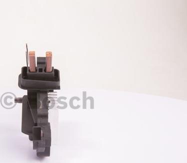 BOSCH F 000 RS0 102 - Régulateur d'alternateur cwaw.fr