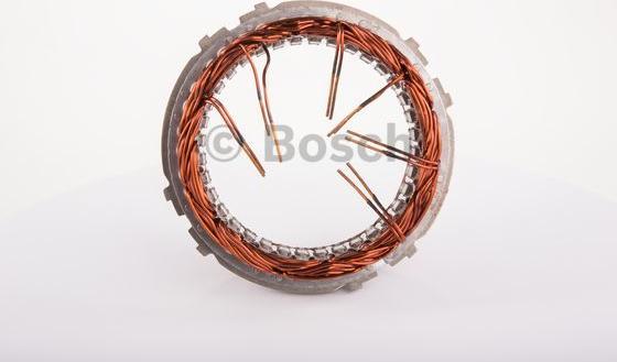 BOSCH F 00M 120 106 - Stator, alternateur cwaw.fr