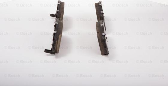 BOSCH F 03B 050 390 - Kit de plaquettes de frein, frein à disque cwaw.fr