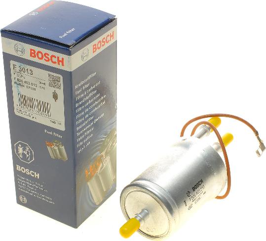 BOSCH F 026 403 013 - Filtre à carburant cwaw.fr