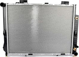 BSG BSG 60-520-018 - Radiateur, refroidissement du moteur cwaw.fr