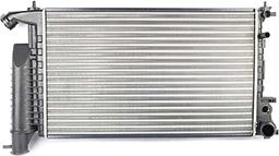 BSG BSG 70-520-007 - Radiateur, refroidissement du moteur cwaw.fr