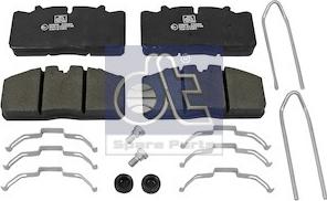 DT Spare Parts 3.96402 - Kit de plaquettes de frein, frein à disque cwaw.fr