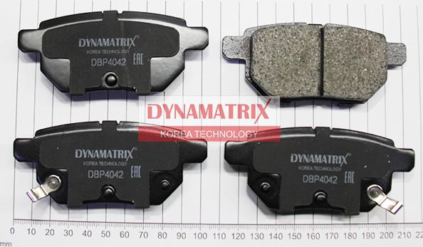 Dynamatrix DBP4042 - Kit de plaquettes de frein, frein à disque cwaw.fr