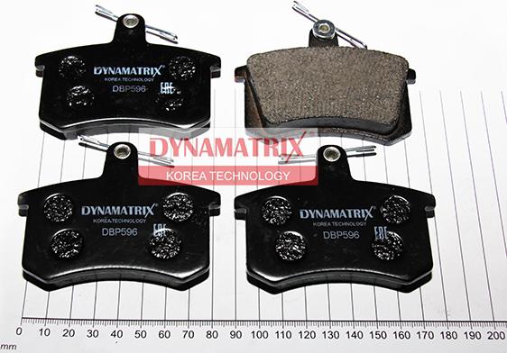 Dynamatrix DBP596 - Kit de plaquettes de frein, frein à disque cwaw.fr