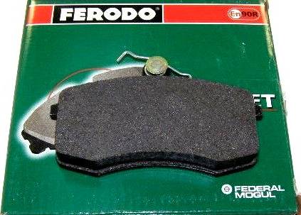 Ferodo TAR527B - Kit de plaquettes de frein, frein à disque cwaw.fr