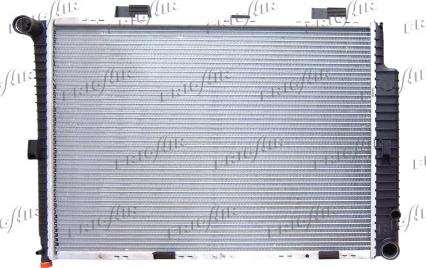 Frigair 0106.3074 - Radiateur, refroidissement du moteur cwaw.fr