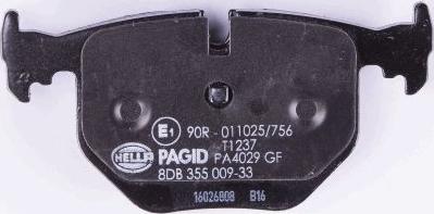 HELLA PAGID 8DB 355 009-331 - Kit de plaquettes de frein, frein à disque cwaw.fr