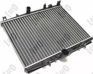 Loro 038-017-0032 - Radiateur, refroidissement du moteur cwaw.fr