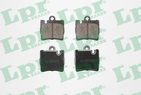 LPR 05P900 - Kit de plaquettes de frein, frein à disque cwaw.fr