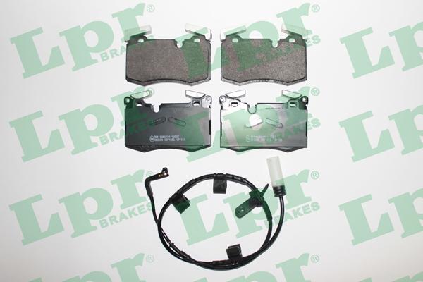 LPR 05P1556A - Kit de plaquettes de frein, frein à disque cwaw.fr